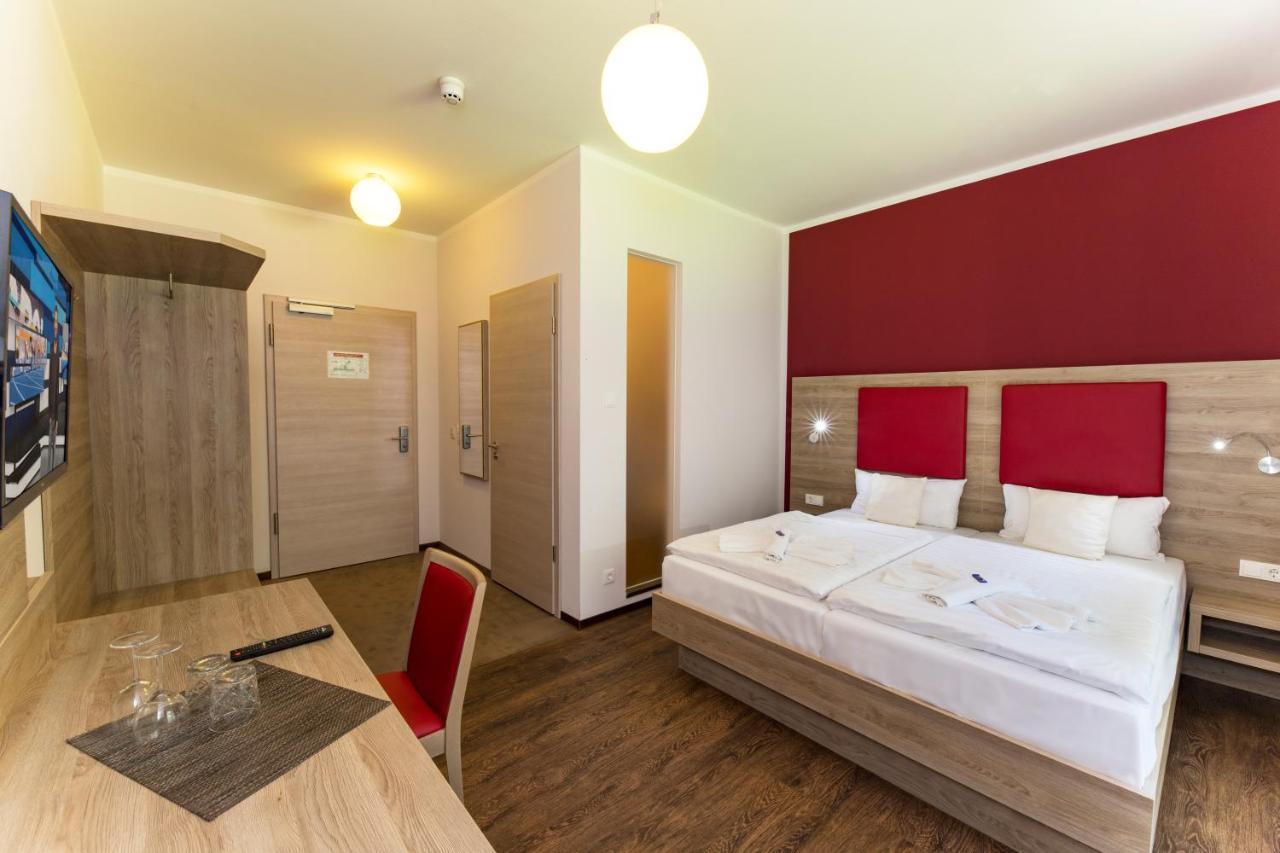 Hotel Zur Ostsee Graal-Mueritz Exteriér fotografie